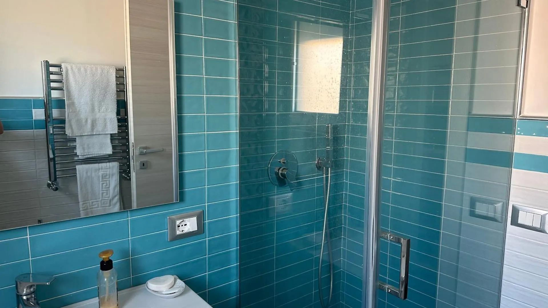 Casa Vacanze Rosalinda House Di Fronte Al Mare Di Palermo Italy