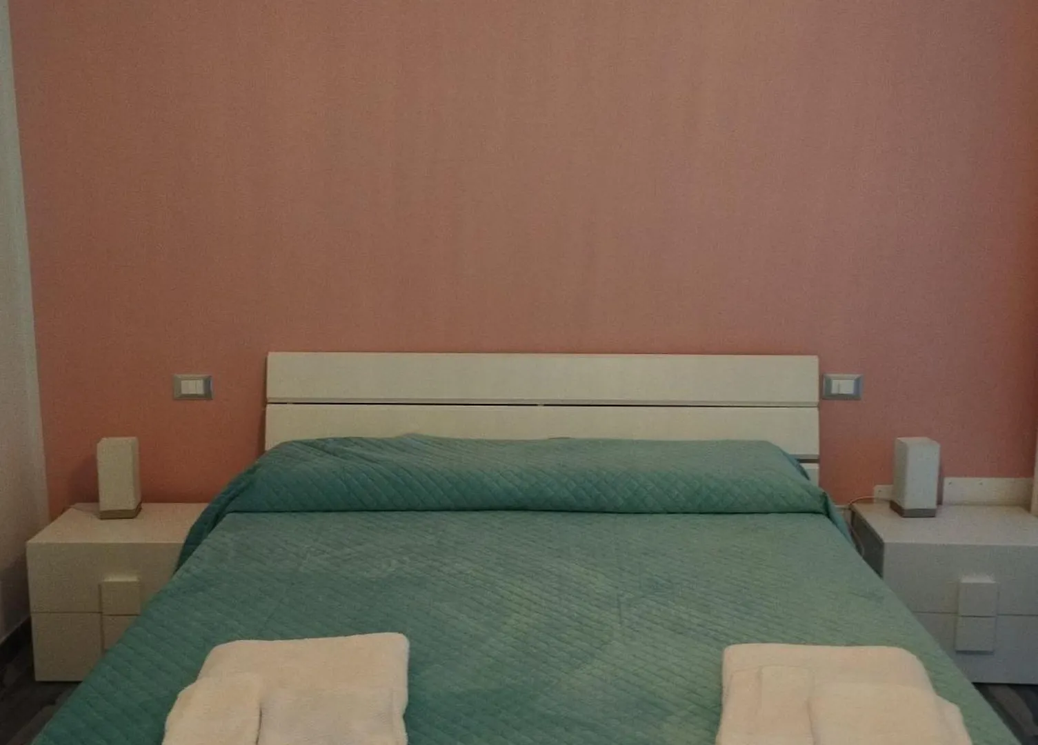Casa Vacanze Rosalinda House Di Fronte Al Mare Di Palermo Italy